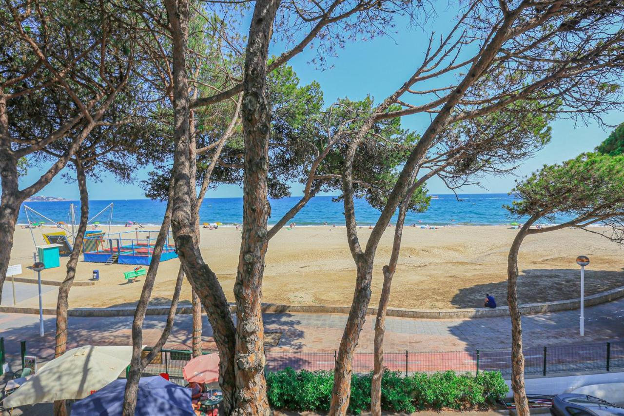 Playmar Litoral Costa Dorada - Only Families Apartment Cambrils Exterior foto