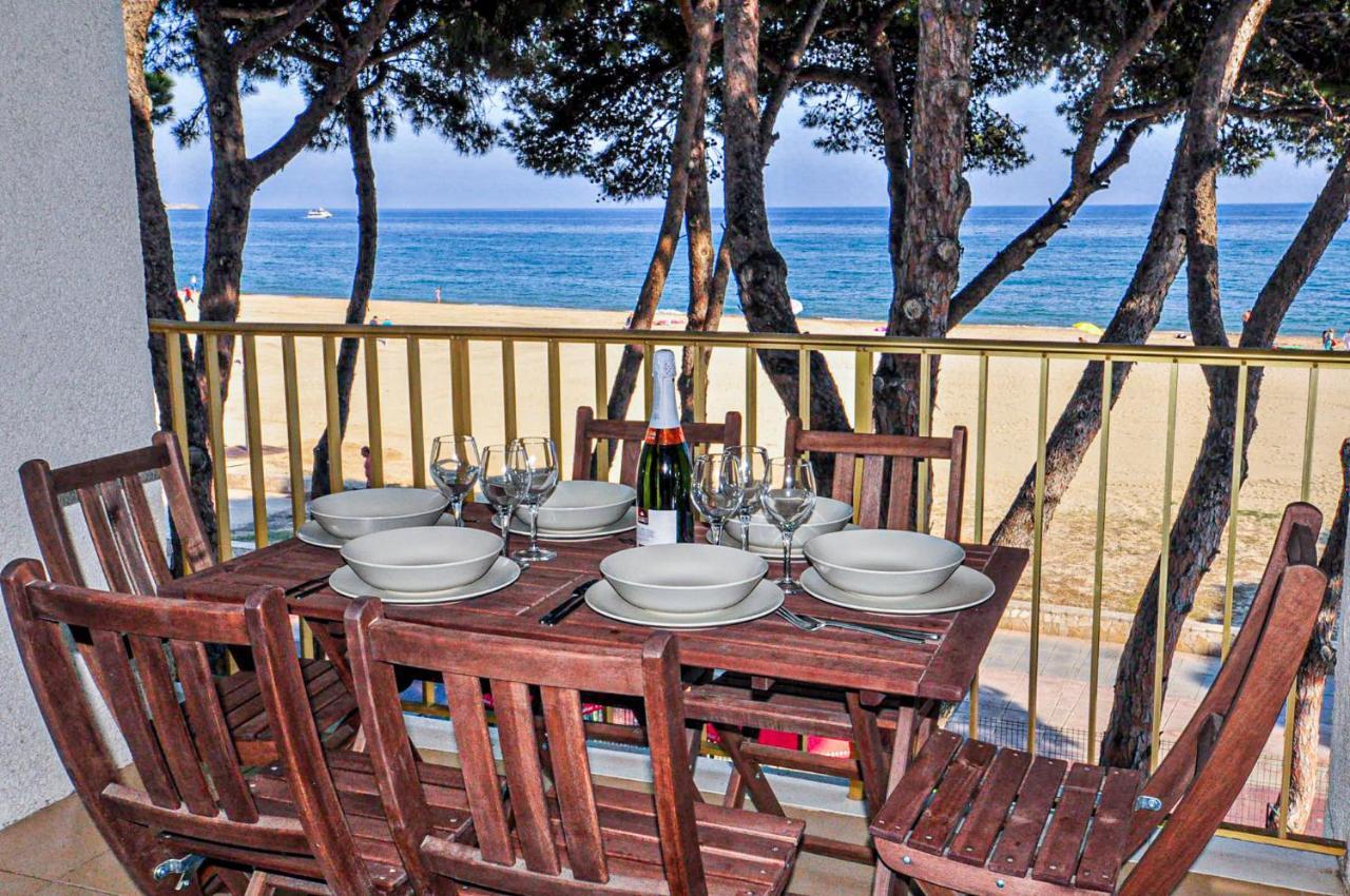 Playmar Litoral Costa Dorada - Only Families Apartment Cambrils Exterior foto