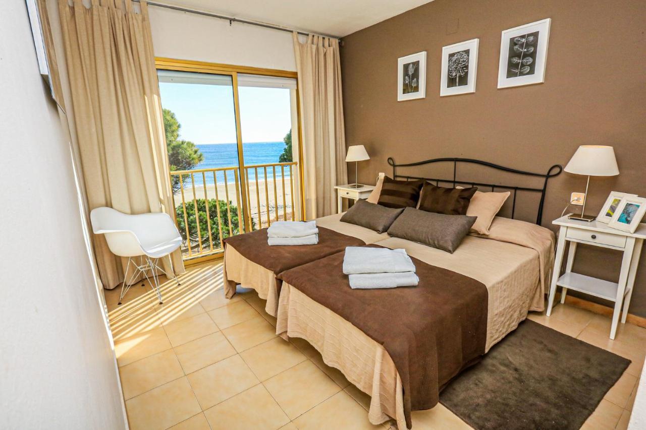 Playmar Litoral Costa Dorada - Only Families Apartment Cambrils Exterior foto
