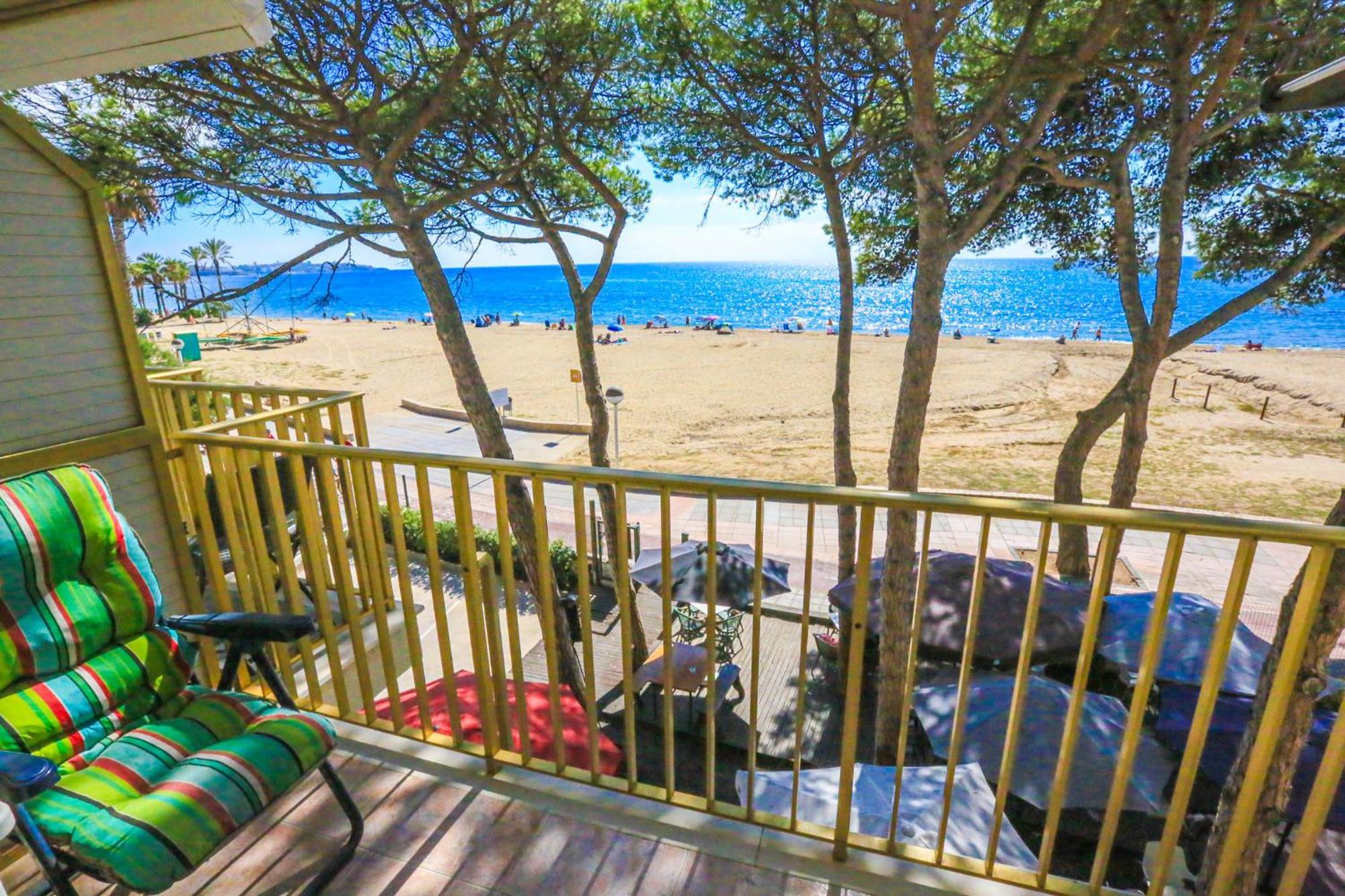 Playmar Litoral Costa Dorada - Only Families Apartment Cambrils Exterior foto